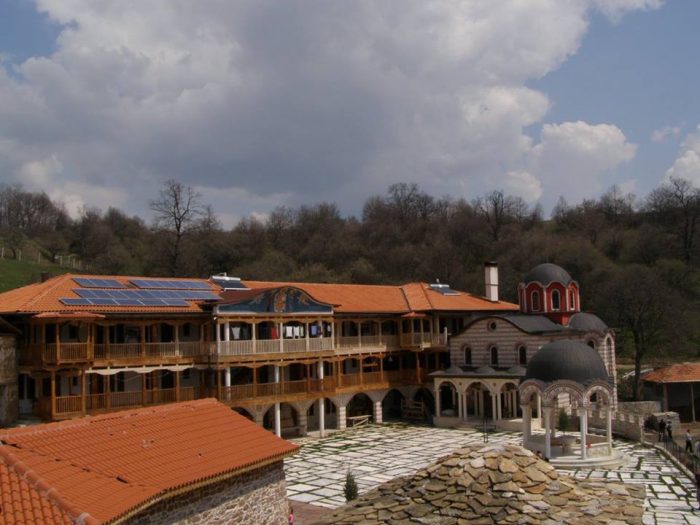 Гигински манастир „Свети Безсребреници Козма и Дамян“