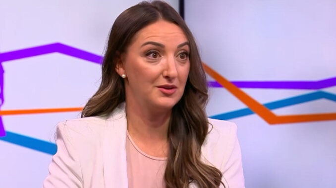 Лариса Савова