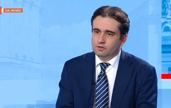 Божидар Божанов