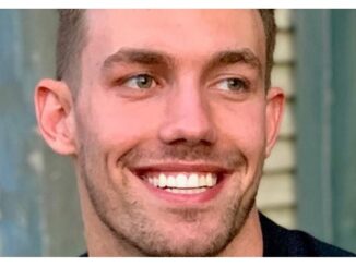 Виктор Русинов