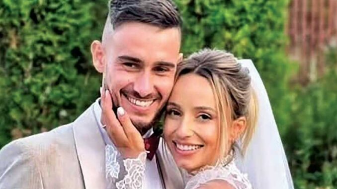 Антоанет Папе