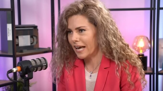 Деси Банова