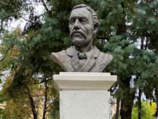 паметник на Георги Раковски